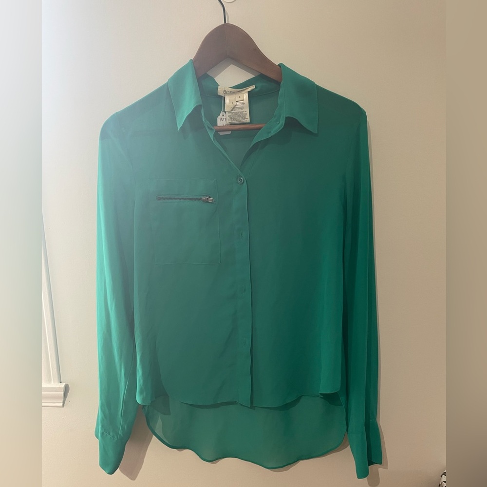 BCBG top